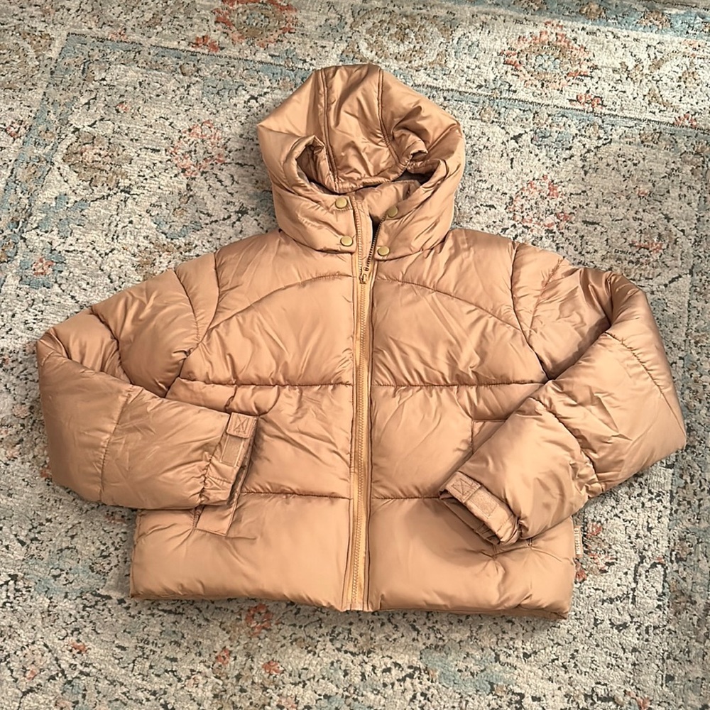 Missguided Gold cropped puffer